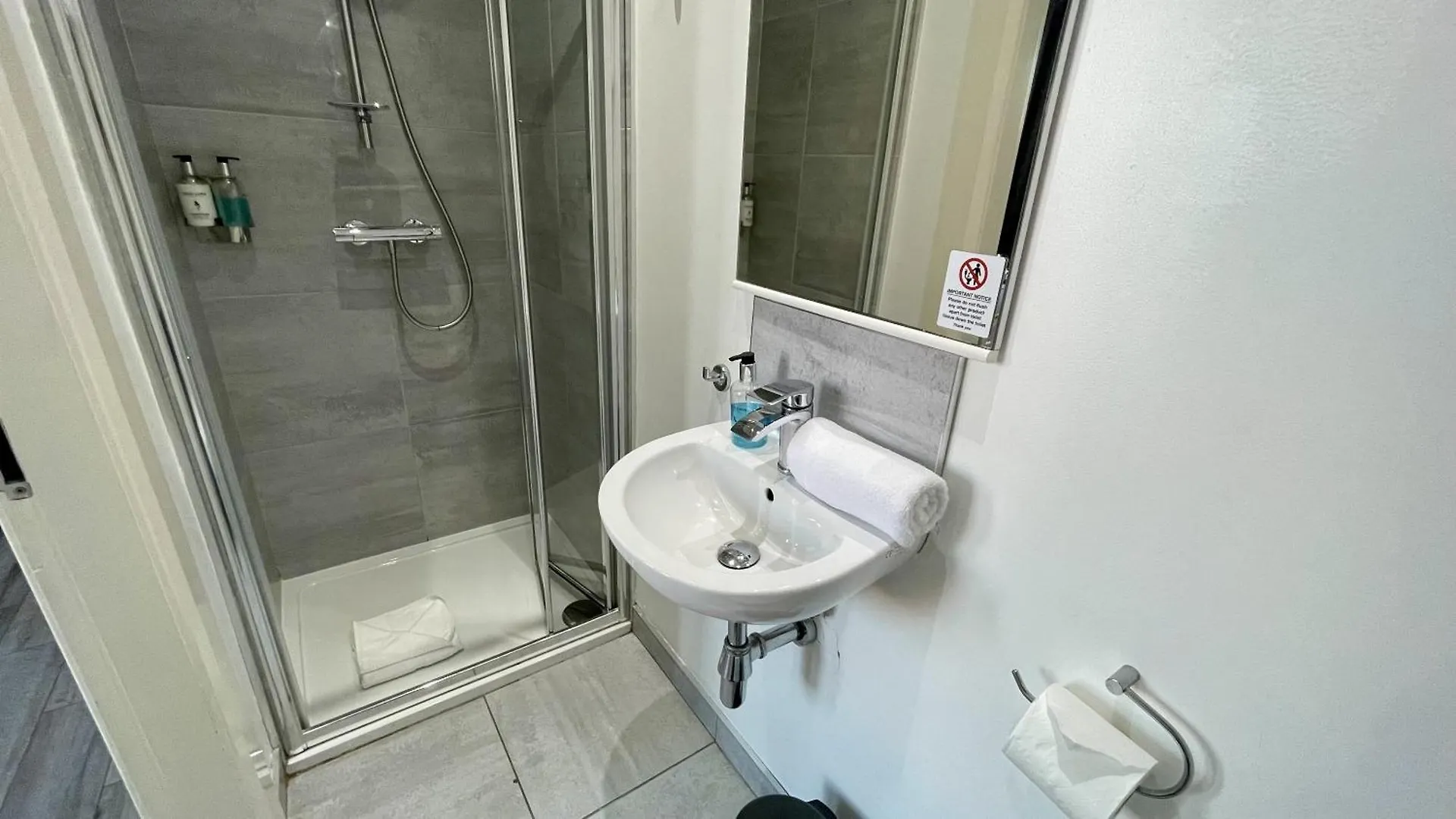 Titanic Guest Boutique, 4-Star Accommodation ベルファスト 0*,  イギリス