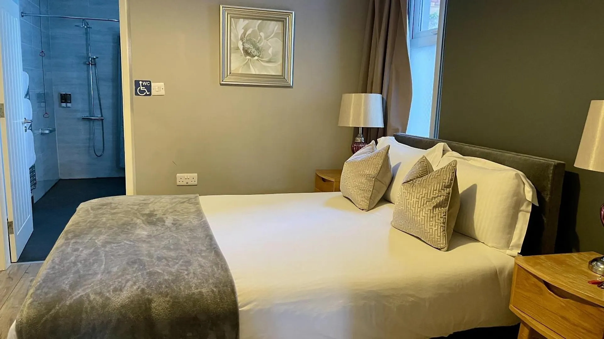 Titanic Guest Boutique, 4-Star Accommodation ベルファスト アパート