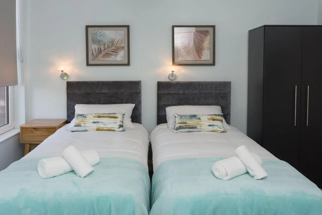 Apartment Titanic Guest Boutique, 4-Star Accommodation Belfast