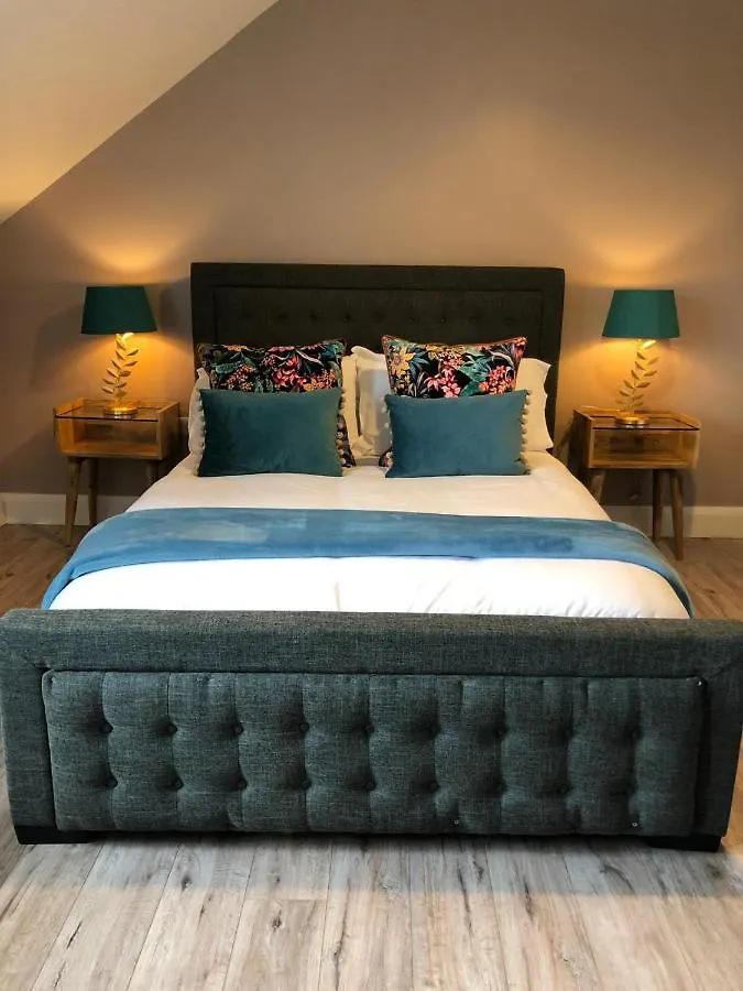 Apartment Titanic Guest Boutique, 4-Star Accommodation Belfast